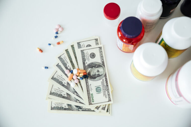  Medicare Advantage vs. Medicare Supplement: Which Saves You More?